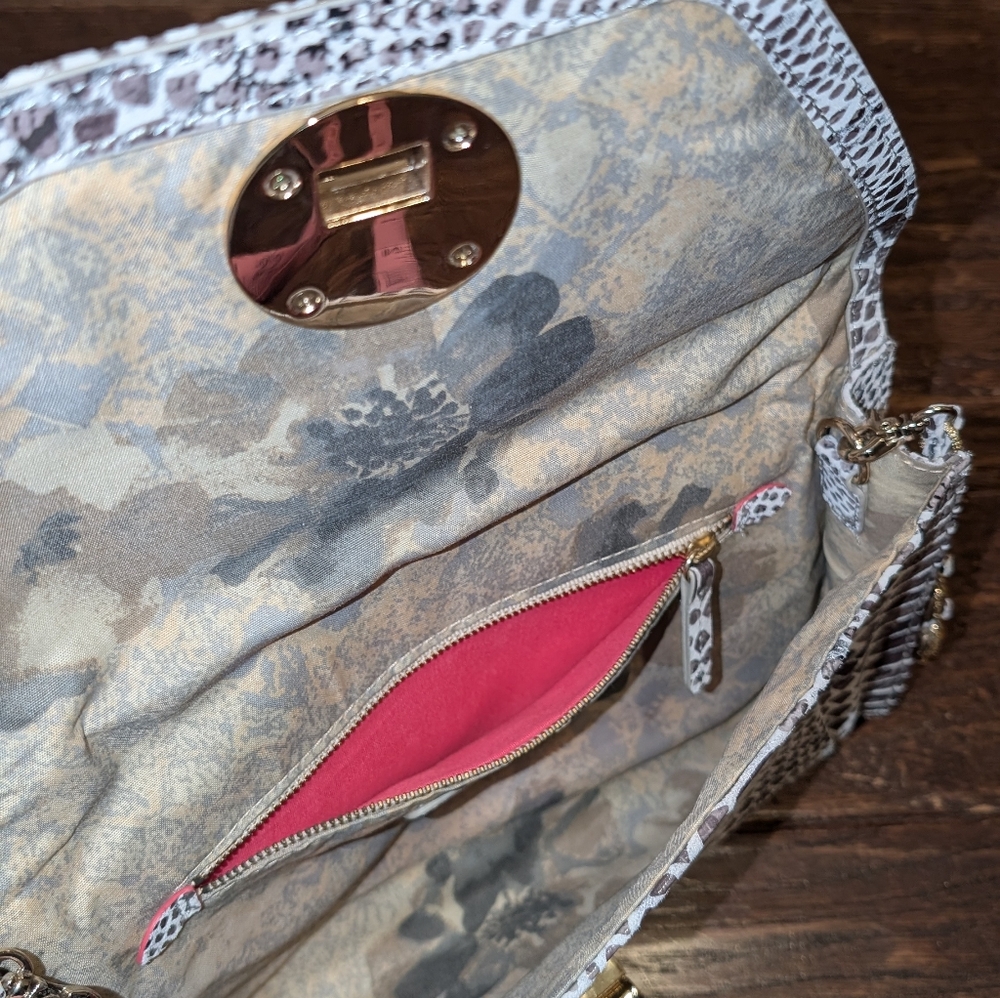 Elliott Lucca Gray Snakeskin Envelope Clutch With Gold Chain Shoulder Bag - Picture 6 of 8